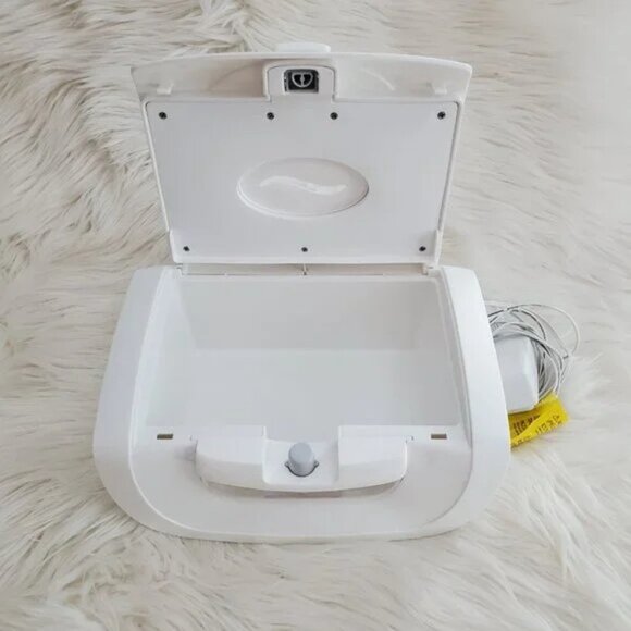 Munchkin® Mist™ Wipe Warmer - Picture 6 of 10